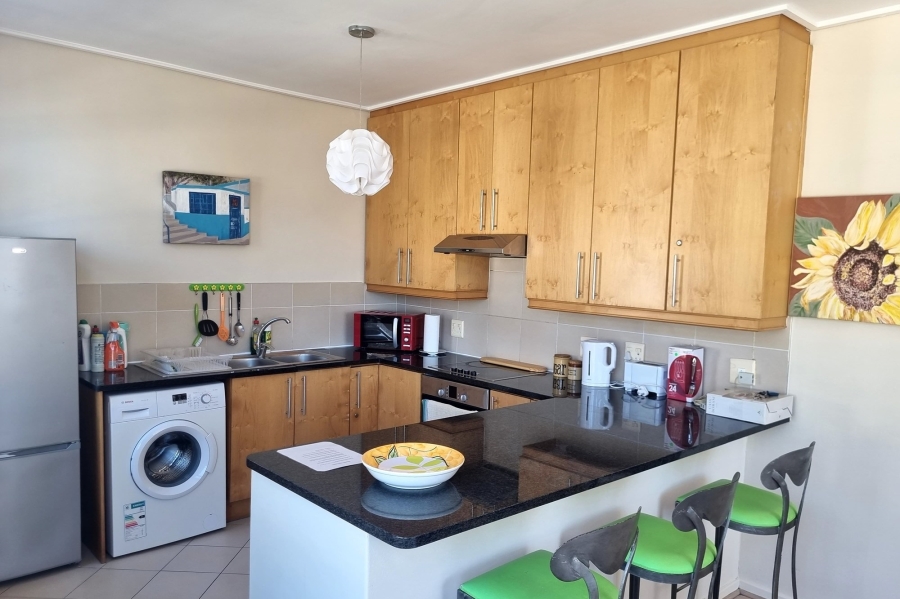 To Let 1 Bedroom Property for Rent in Sea Point Western Cape